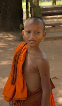 enfant monk cambodge moine